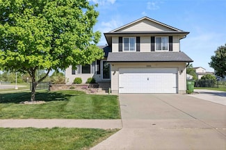2004 Oak St, Granger, IA 50109