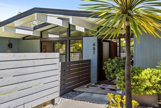 687 Cedarberry Ln, San Rafael, CA 94903