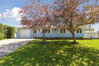 208 14th St, Brodhead, WI 53520