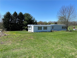 112 Greenhill Rd, Karns City, PA 16041