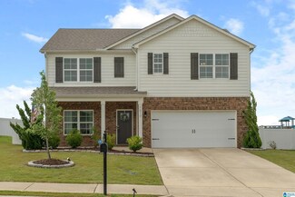 1017 Greenhead Dr, Alabaster, AL 35007