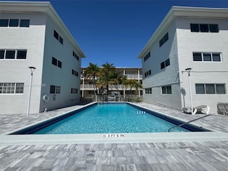 462 Golden Isles Dr Unit 301, Hallandale Beach, FL 33009