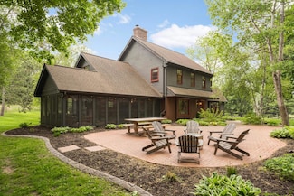 15513 Loop Rd S, Burnsville, MN 55306