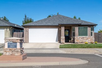 114 Degarmo Dr, Chico, CA 95973