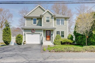 133 Gibson Rd, Bristol, RI 02809