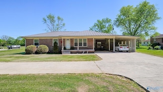 1411 W Washington St, Athens, AL 35611