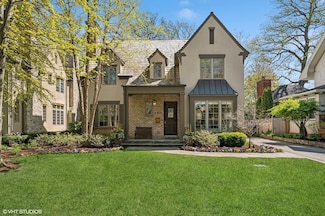 390 Hawthorn Ln, Winnetka, IL 60093