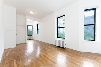320 W 17th St Unit 4RE, New York, NY 10011