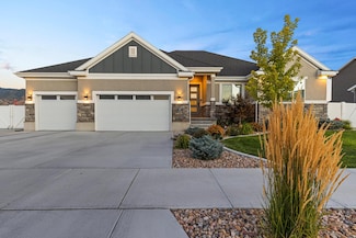 889 W Sagewood Dr, Stansbury Park, UT 84074