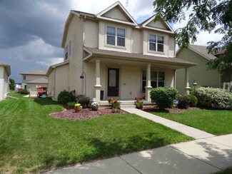 6956 Country Ln, Madison, WI 53719