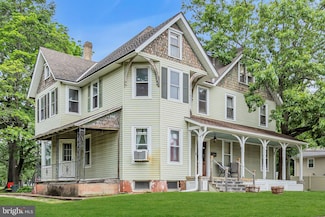 121 Union Ave, Stratford, NJ 08084
