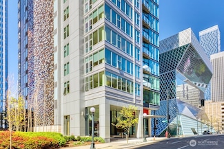 909 5th Ave Unit 1103, Seattle, WA 98164