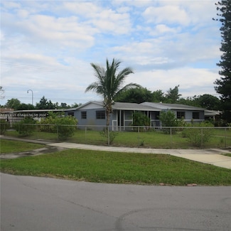 19021 NW 12th Ct, Miami, FL 33169