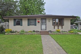 5735 65th St, Kenosha, WI 53142
