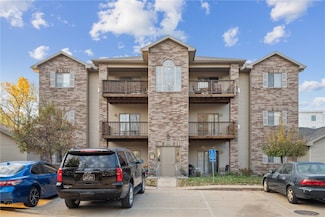 3040 Center Point Rd NE, Cedar Rapids, IA 52402