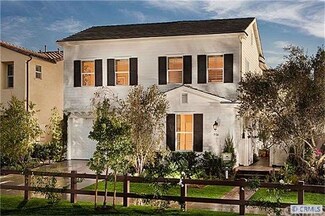 729 E Lemon Swirl Dr Unit 4, Azusa, CA 91702