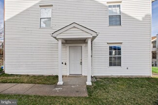 4230 Applegate Ln, Suitland, MD 20746