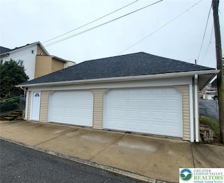 534 Kurtz St Unit Garage, Catasauqua, PA 18032