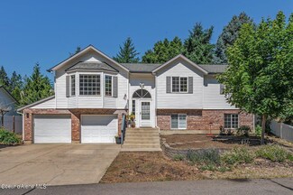 8585 N Audubon Dr, Hayden, ID 83835