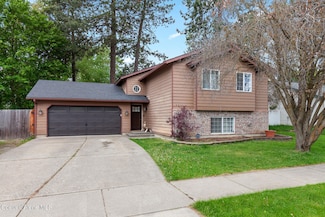5513 N Atlantic Dr, Coeur D Alene, ID 83815
