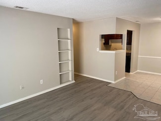 230 N Crow Rd Unit C, Pensacola, FL 32506
