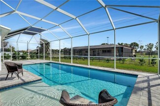 302 SW 29th St, Cape Coral, FL 33914