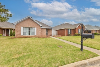 1703 Pebble Creek Dr, Prattville, AL 36066