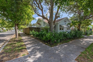 435 56th St, West Palm Beach, FL 33407