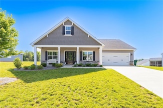 8663 Stone Valley Dr, Clemmons, NC 27012
