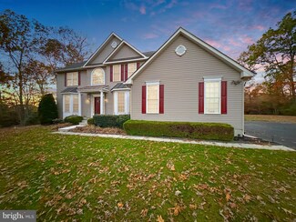 10 Harvest Dr, Elmer, NJ 08318