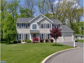128 Quarry View Dr, Morgantown, PA 19543