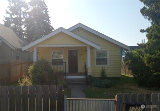 1729 Iron St, Bellingham, WA 98225