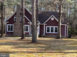 186 Ships Row, Montross, VA 22520