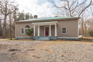 7808 Wells Rd, Ford, VA 23850
