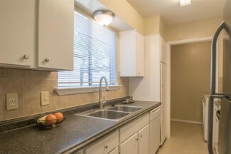 4612 Country Creek Dr Unit 1164, Dallas, TX 75236