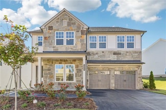 230 E Harbor Dr, Dawsonville, GA 30534