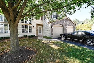 6867 Chesapeake Ct, Gurnee, IL 60031