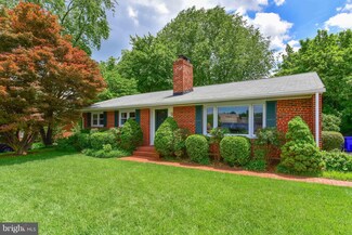 6656 26th St N, Arlington, VA 22213