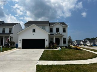 4610 Boulder Ln, Lorain, OH 44053
