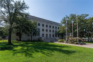 120 S Crockett St Unit 201, Sherman, TX 75090