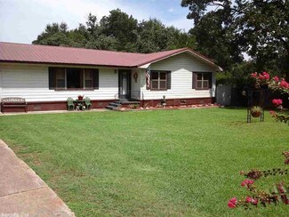 329 E Pope St, Monticello, AR 71655