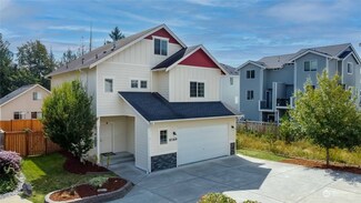 10369 Solstice Ave NW, Bremerton, WA 98311