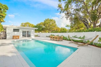 1375 Cleveland Rd, Miami Beach, FL 33141
