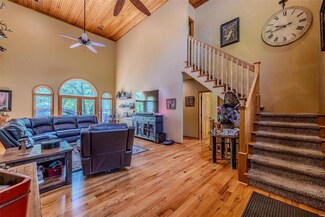 25649 Open Ridge Ln, Lebanon, MO 65536