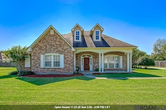 8614 R Dawes Dr, Denham Springs, LA 70706