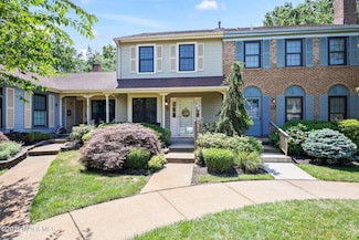 11 Interlaken Ct Unit 9, Freehold, NJ 07728