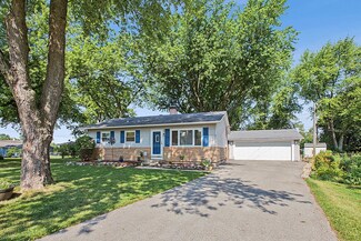 15804 S Collins Dr, Plainfield, IL 60544