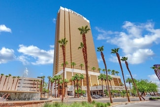 2000 N Fashion Show Dr Unit 2222, Las Vegas, NV 89109