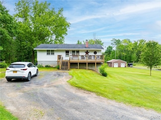213 Emery Rd, Fulton, NY 13069