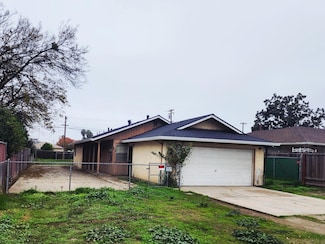 24 Church St, Modesto, CA 95357